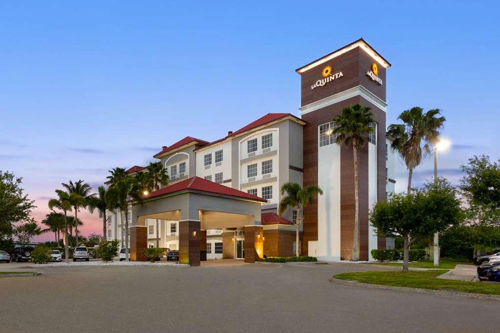 La Quinta By Wyndham Ft. Pierce Hotel Fort Pierce Exterior photo