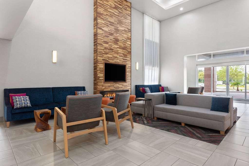 La Quinta By Wyndham Ft. Pierce Hotel Fort Pierce Interior photo
