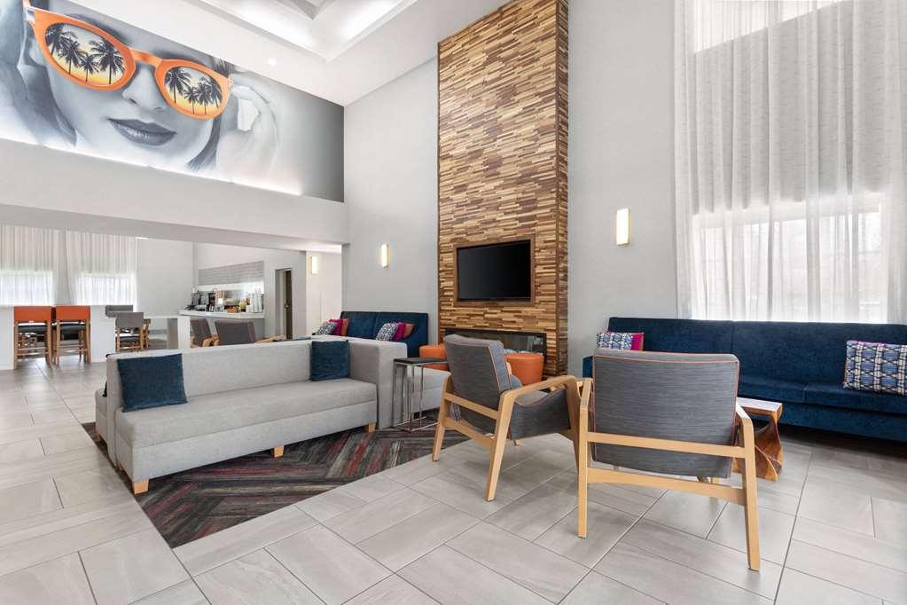 La Quinta By Wyndham Ft. Pierce Hotel Fort Pierce Interior photo