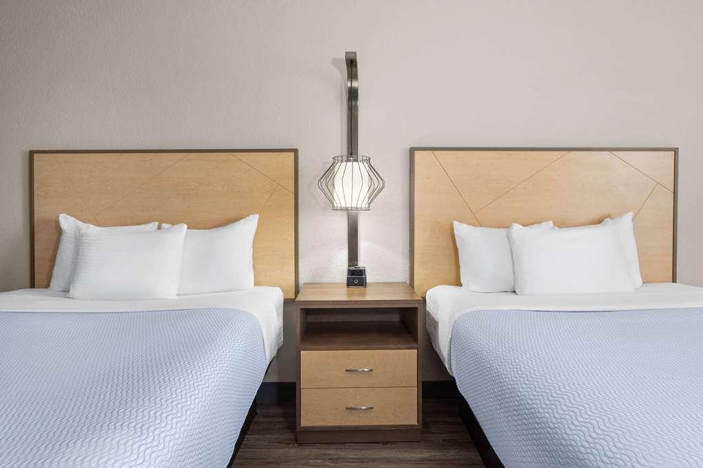 La Quinta By Wyndham Ft. Pierce Hotel Fort Pierce Room photo