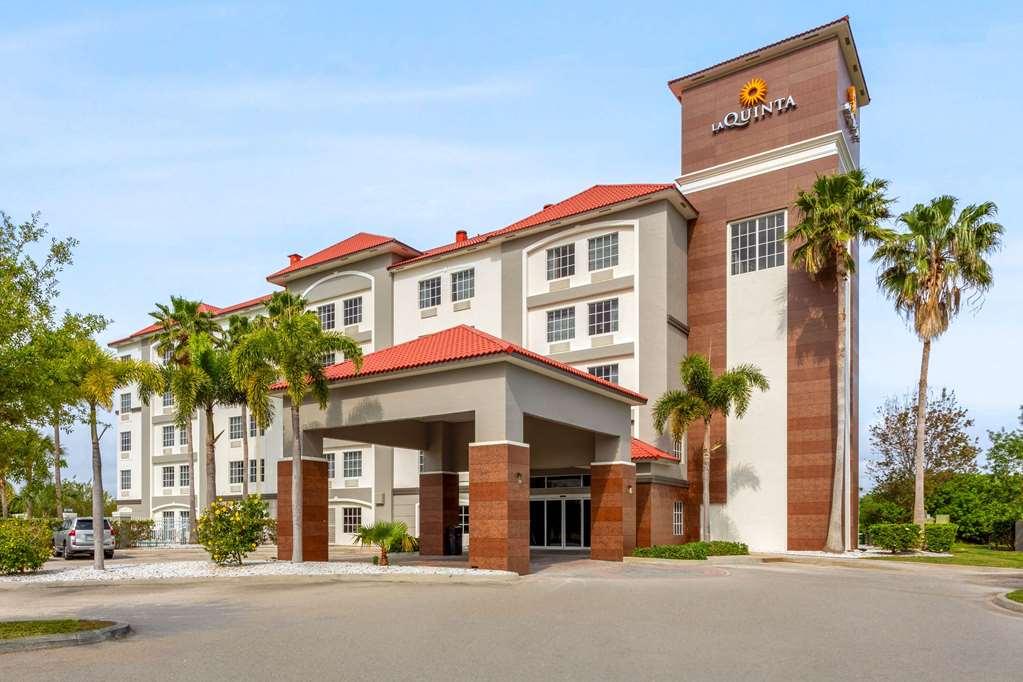La Quinta By Wyndham Ft. Pierce Hotel Fort Pierce Exterior photo